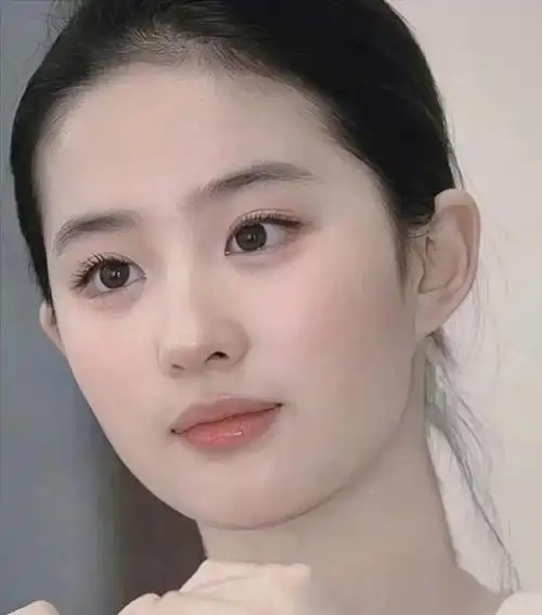 鼻子长得好,美女面相跑不了这4位女星鼻梁高挺,个个绝美