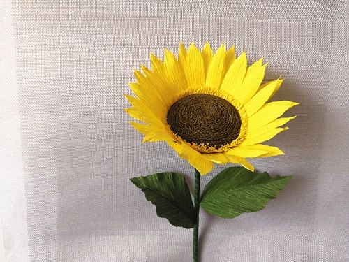 皱纹纸向日葵成品花手工diy纸艺皱卷纸花手工课作业褶皱纸手作花