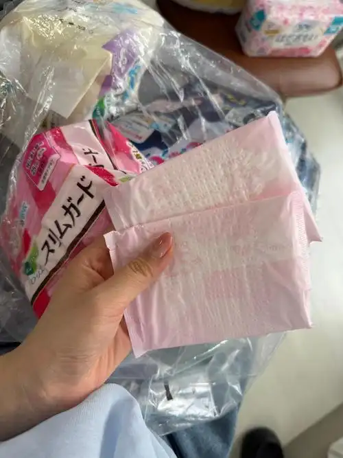 女子两年测试全球卫生巾品牌,称将完成全品类体验