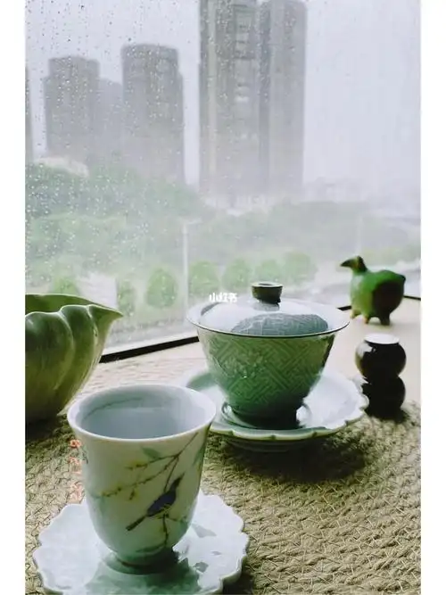雨天喝茶