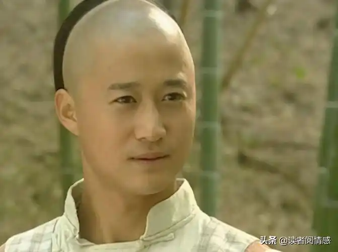 九,2006年的《武当2》,吴京主演男主角张无极,名字和张无忌很相似啊