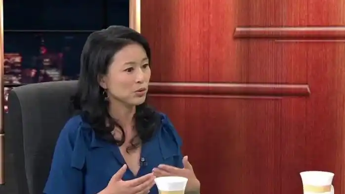 周轶君:在我小的时候,不爱打扮的女孩会得到赞美