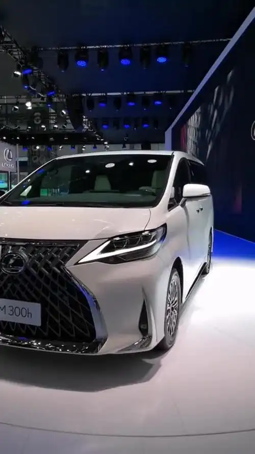 雷克萨斯最贵的车型,日系顶级商务lm300h,奔驰宝马都很懵圈!