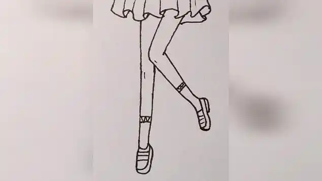 女孩腿部简笔画
