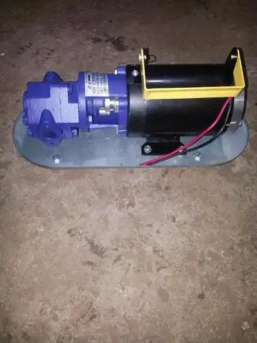 12v24v直流电瓶泵机油液压油润滑油齿轮泵自吸泵抽油泵机油泵