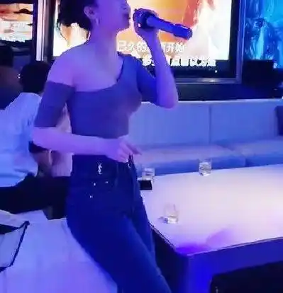 为什么干过ktv的女生,她们是不会"上岸"的_时候_陪酒女_一身