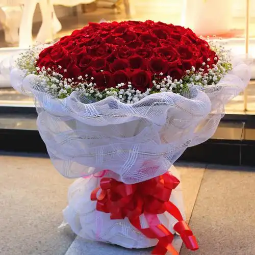 心爱的女人/拥抱爱情-99朵玫瑰大花束送女朋老婆爱人生日表白情人节