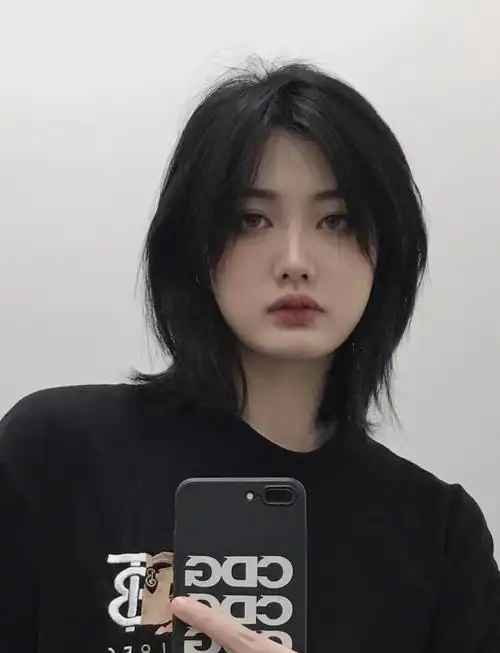 不烫不染超好看的狼尾鲻鱼头适合圆脸的姐妹