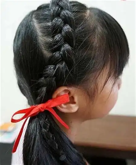 儿童中长发发型扎法丸子头