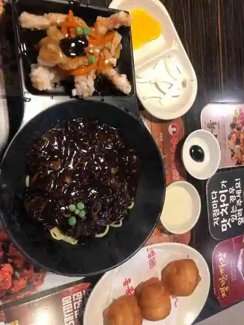 64400539-"白钟元的店早就想来试试了,来试试中国菜吧.