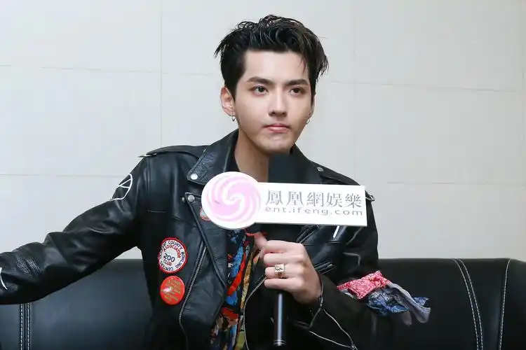 专访吴亦凡:很多年轻人想要加入hiphop圈是好事