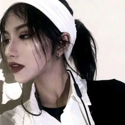 孤傲气质女头像 性格清冷孤傲的女生