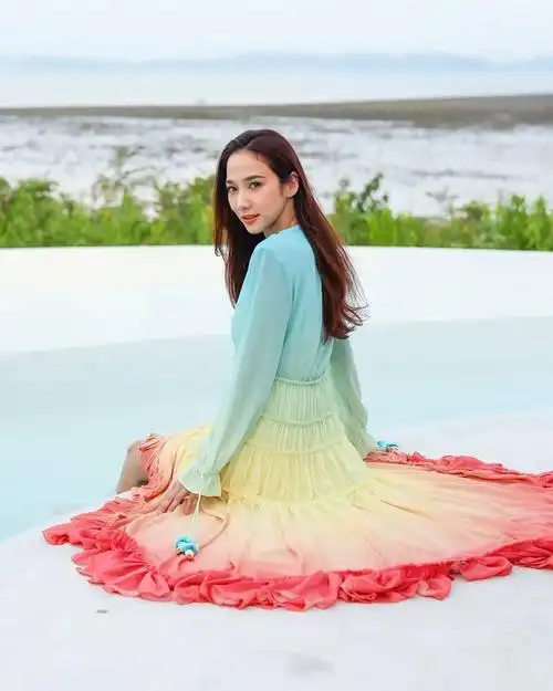 泰国性感女神aump颜值高演技好气质佳