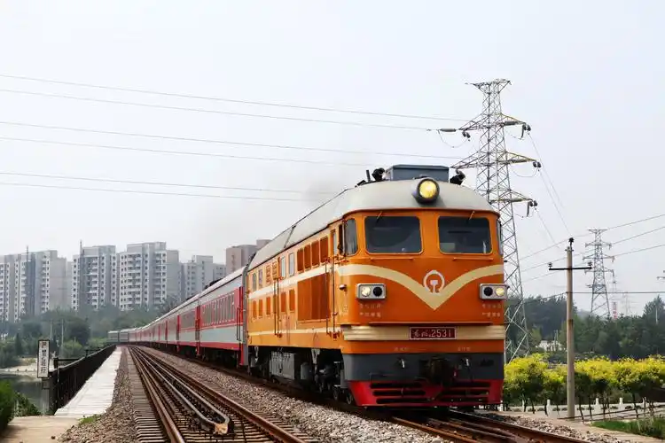 北京最后的橘子 - 爱火车1980 - 图虫