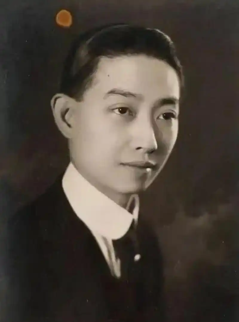 民国四大美男子,你觉得谁更帅?