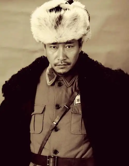 张鹰(中国内地男演员)_石塘网