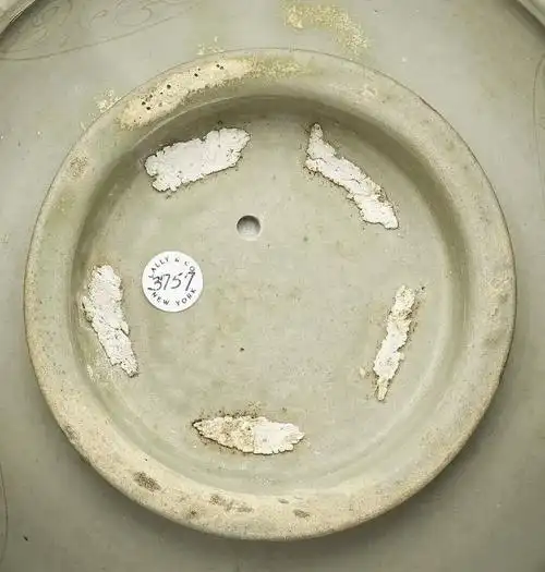 一只南宋官窑胆瓶1760万:纽约佳士得一波宋瓷成交价来了