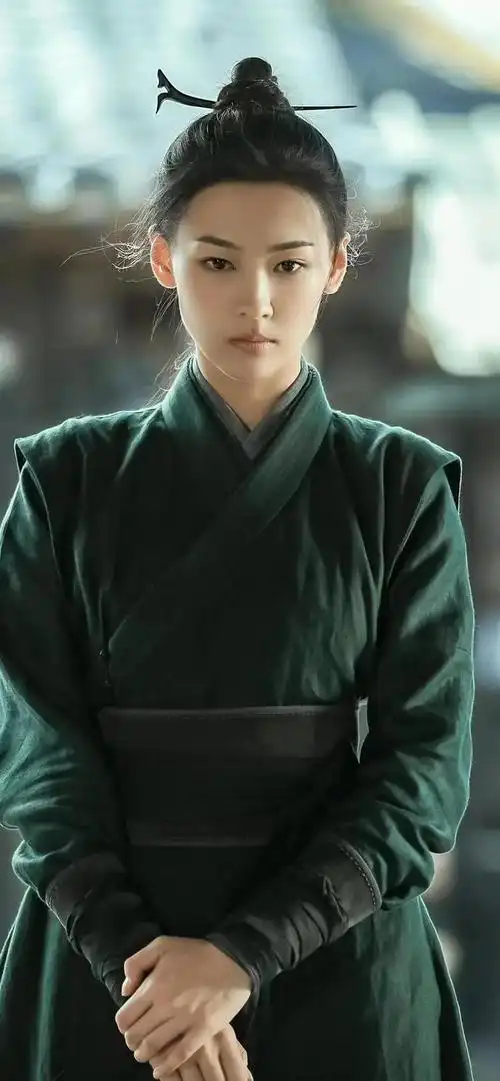 雪中最美青鸟丁笑滢