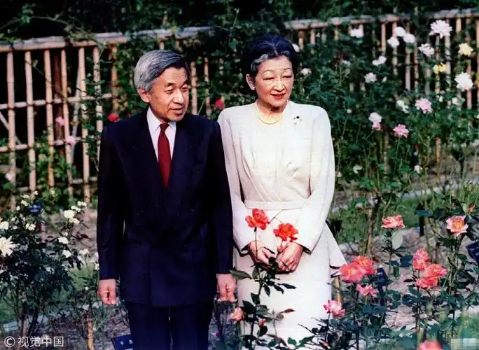 1/ 12 2019年4月10日是日本明仁天皇和皇后结婚60周年纪念日.