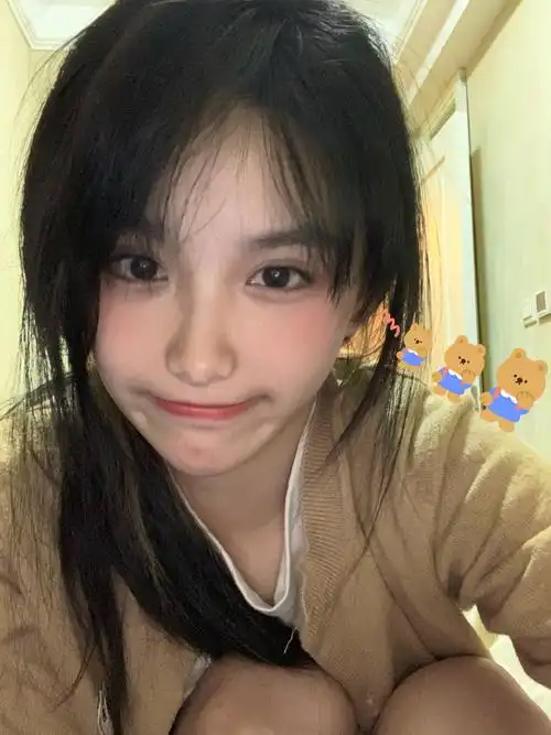 假装是16岁的可爱子