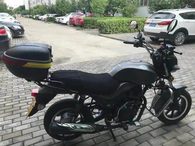 力帆150 小鬼三,国四 电喷(lf150-h)这个摩托车怎