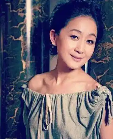 陈道明五位妻子谁最美?_合作_演技_观众