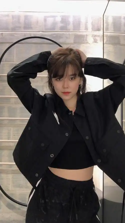 绝地求生沫子再爆美照网友还是你穿黑丝跳舞最性感