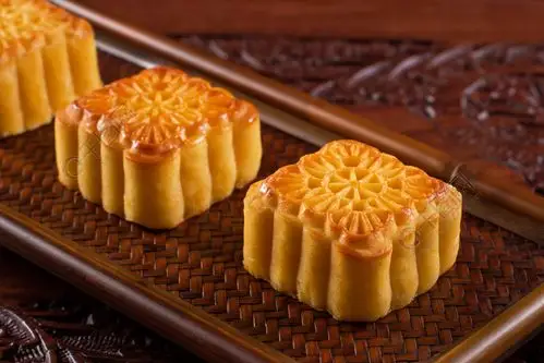 正方形的中秋节月饼