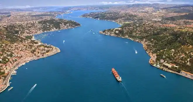 有免费的土耳其海峡又修建一条并行的收费运河会有船走吗