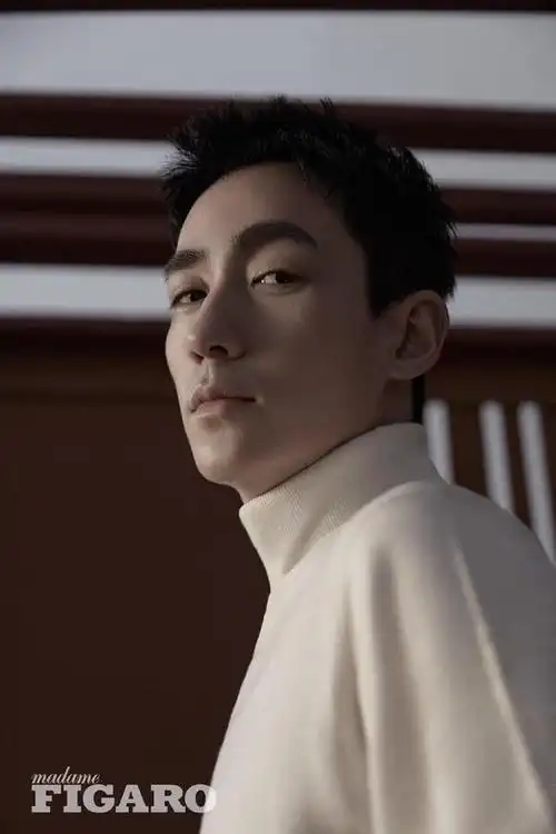 朱一龙寸头造型大合辑不愧是美男子担当有你喜欢的造型吗