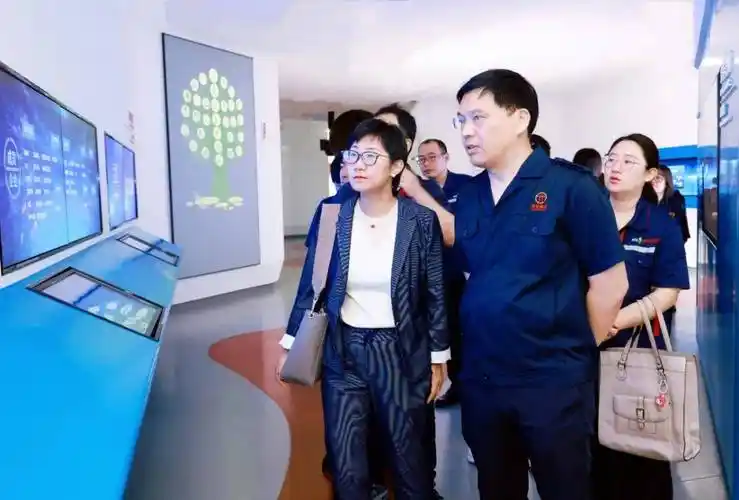 部长刘悦,副部长孙宝良,经理孙鑫,刘延杰,刘瑶,天津钢铁集团财务部