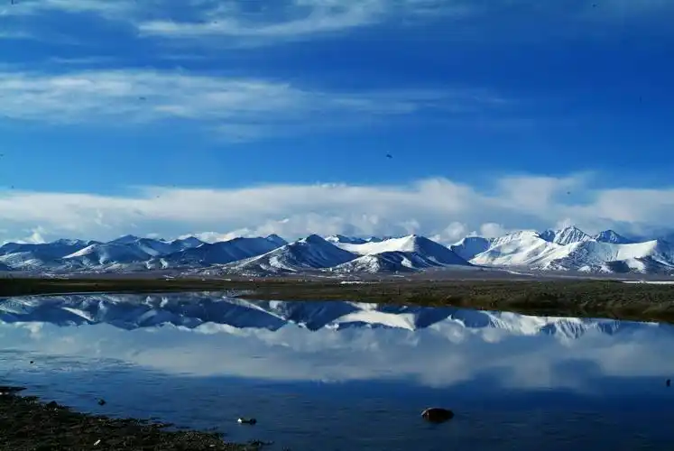 《远眺唐古千秋雪,眼底天湖万顷波》 一一纳木错湖