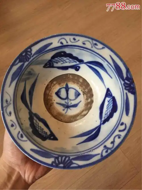 民国青花碗一只标本价出售