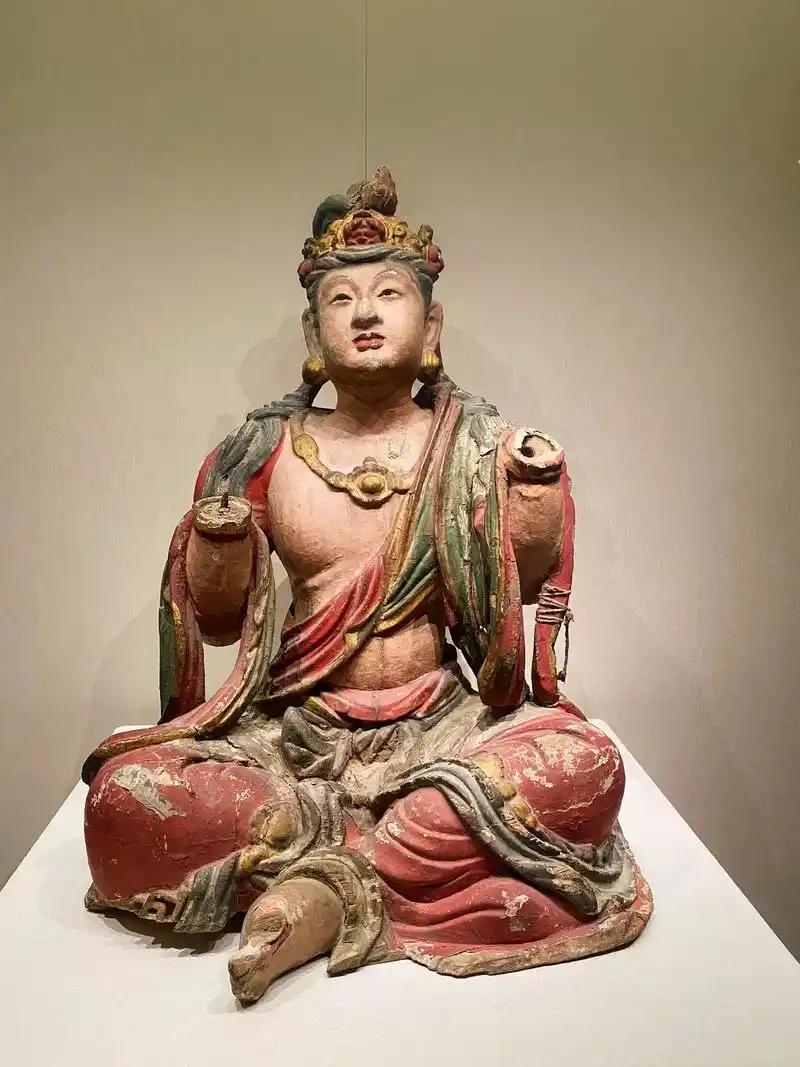 明代彩绘木雕菩萨坐像