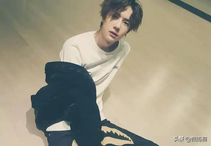 遇到王一博,李雪琴坦言:你还需要什么择偶标准吗?_大会_汪涵_王建国