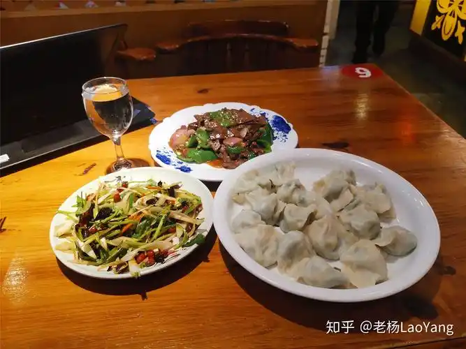 一个人在外面吃饭你一般会吃什么