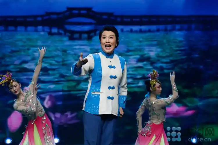 河南豫剧院党委书记汪荃珍演唱《香魂女》——"另选佳婿".