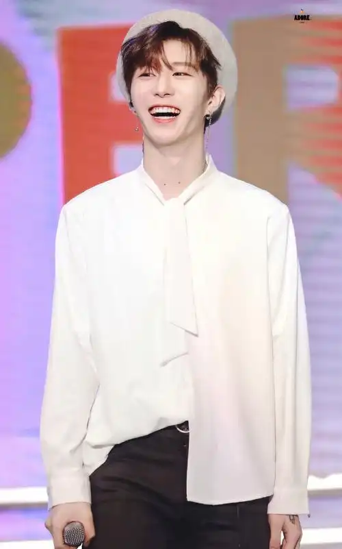 范丞丞发型合集