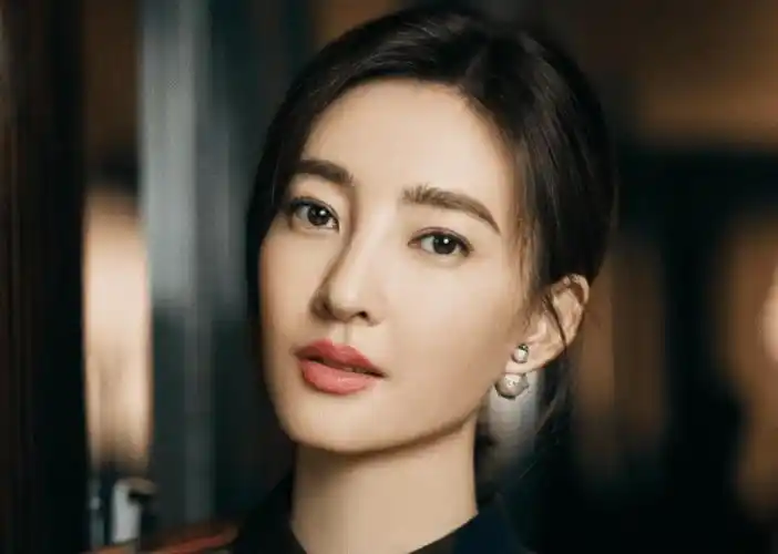 吊眼怎么变成下垂眼_下垂眼的明星新闻_下垂眼单眼皮画眼线法视频