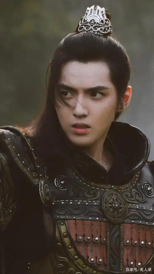 吴亦凡发布新歌《贰叁》,mv中的古装造型真是神颜