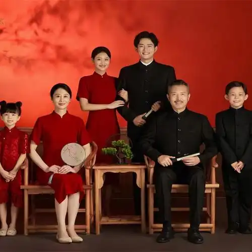 影楼新款全家福主题摄影服装复古中式旗袍一家六口民国风拍照衣服