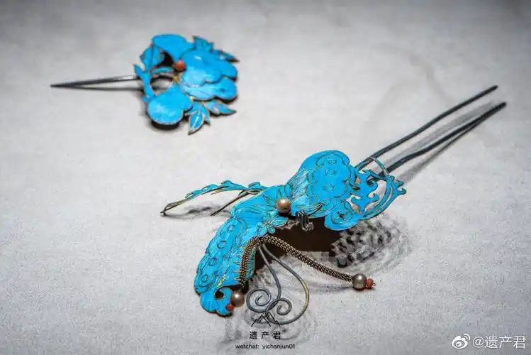 清代女性的点翠首饰 (在博物馆中欣赏就好啦～)__财经头条