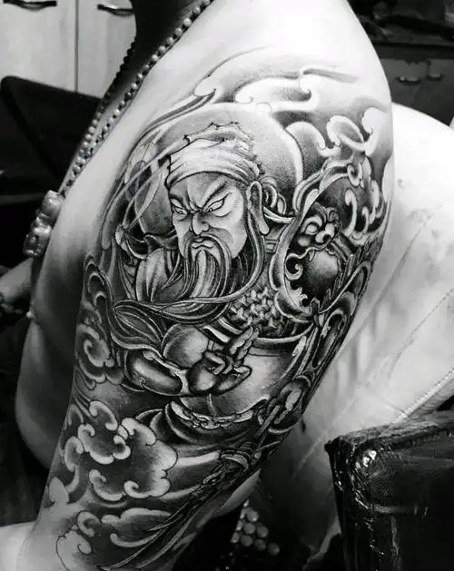 大臂关公纹身图片