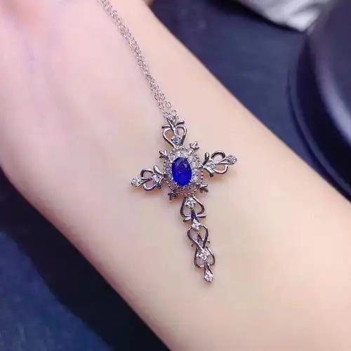 吊坠特惠新款天然斯里兰卡蓝宝石镶嵌十字架项链颈饰