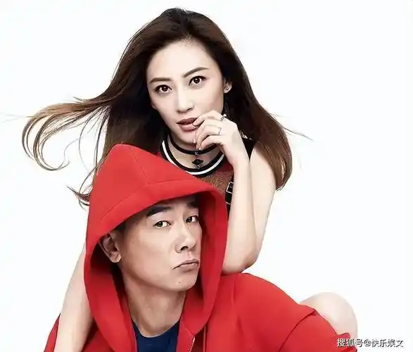 晒与陈小春亲吻照,自称婚姻中她占主动_双方_网友_夫妻