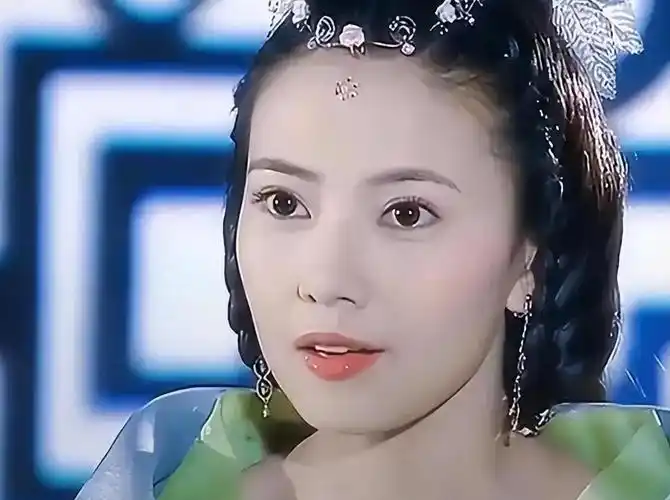 "有舍必有得",不拍戏就"消失"的高圆圆,早已活成了贤妻良母