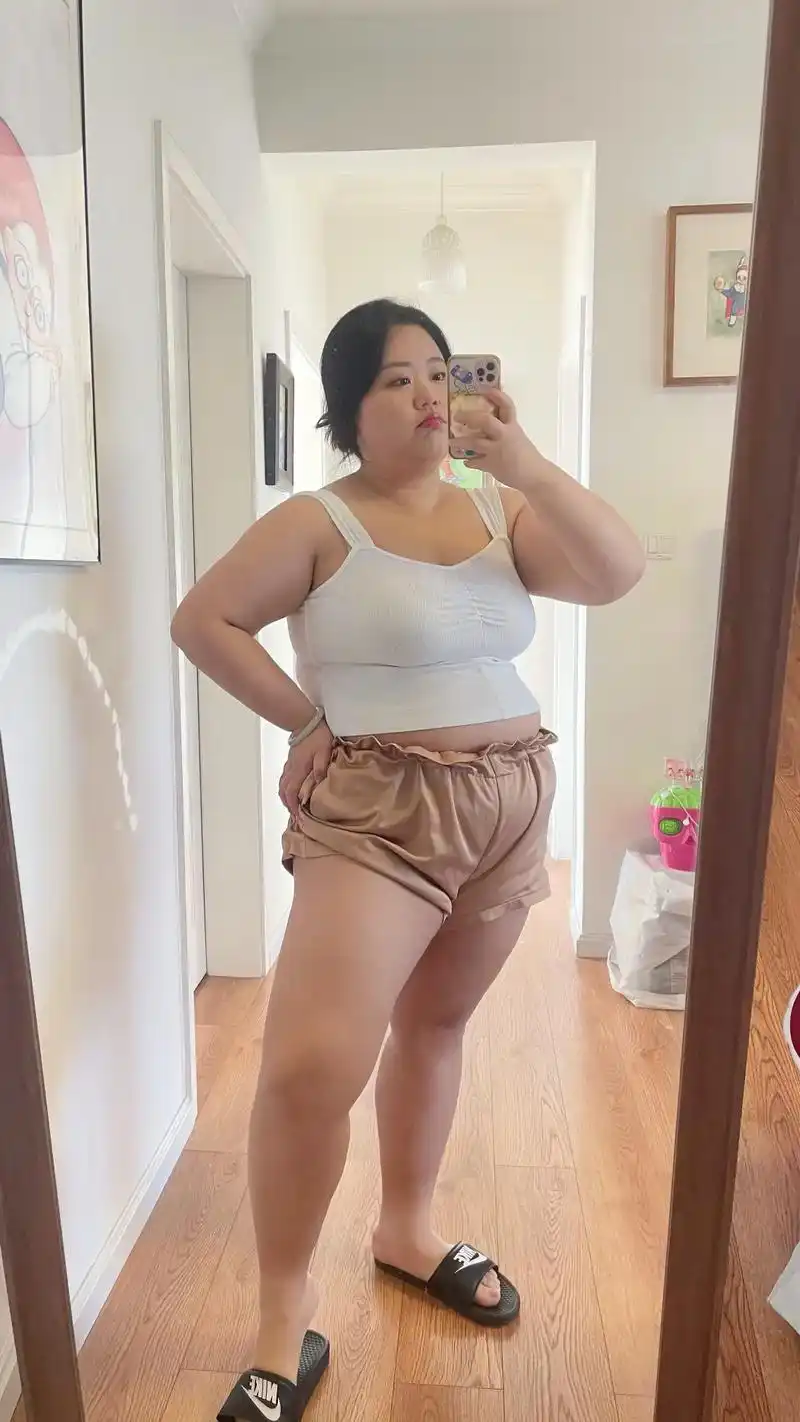 大码搭配 #200斤胖姑娘  即使胖胖哒也要开心呀～穿自己 - 抖音