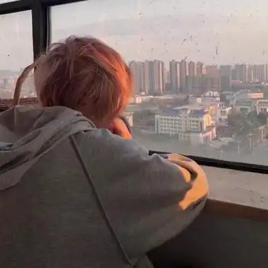 有点丧的男生头像真人伤感颓废男生帅气高清头像