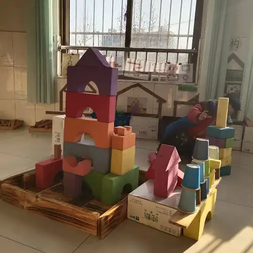 尹集镇中心幼儿园小二班建构故事