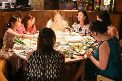 徐峥,食神,王传君都吃过的成都火锅,吃了会红吗?